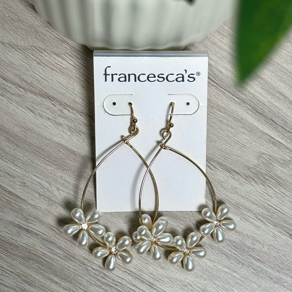 Francesca's Gold and Pearl Flower Hoop Earrings - Picture 5 of 8